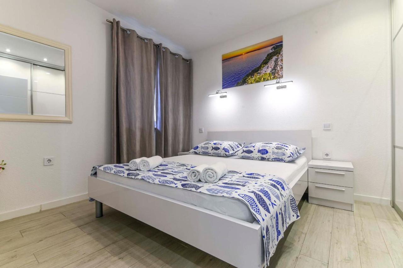 Beach Makarska Apartment Exterior photo